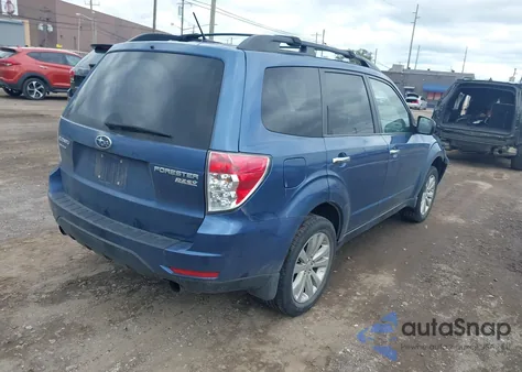 2012 Subaru Forester 2.5X Premium из США, поврежденный, VIN JF2SHADC0CH440660